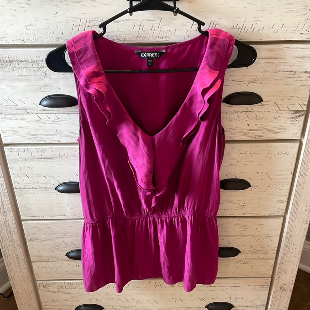 Pink express top